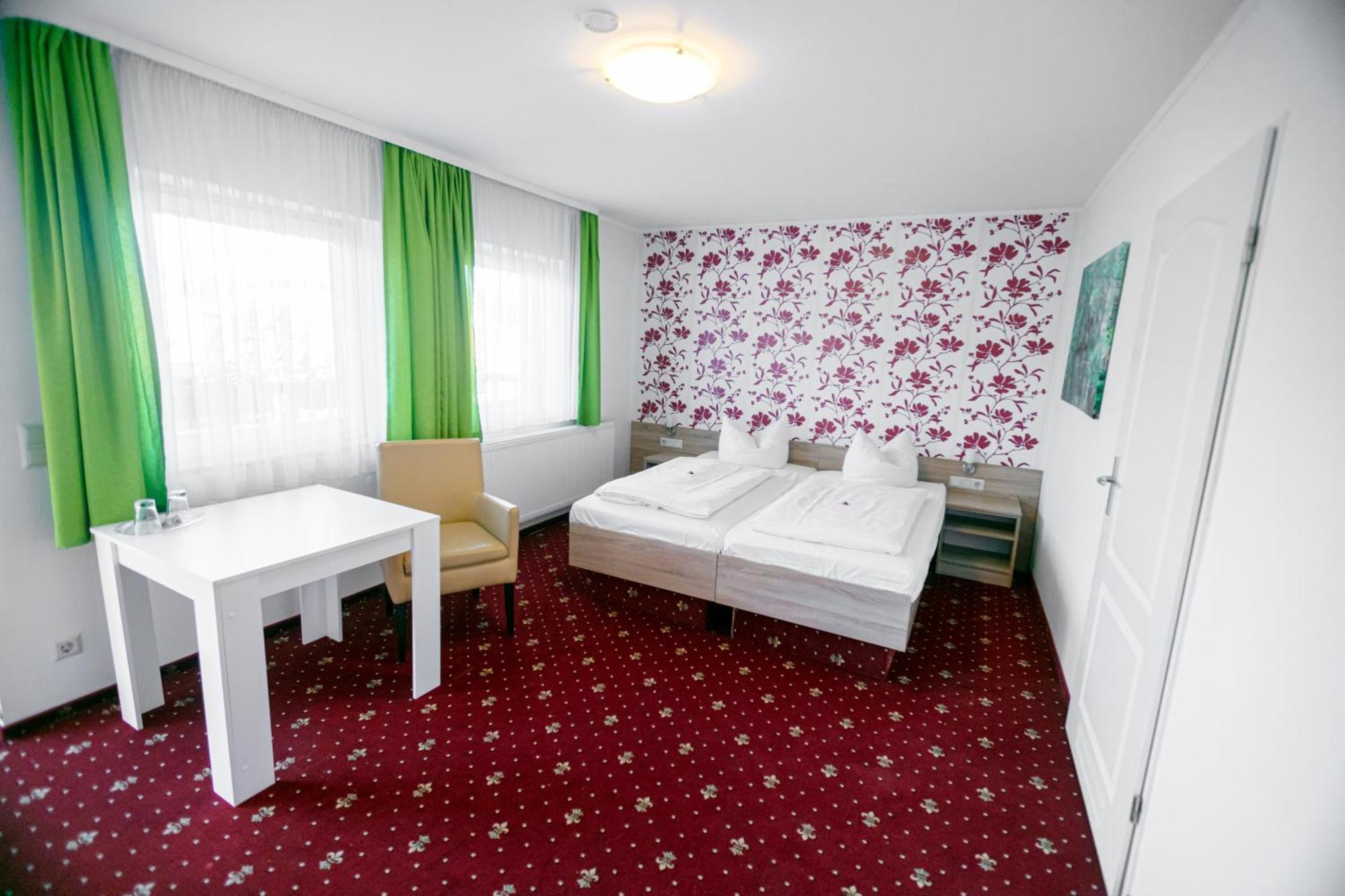 Hotel Zum Goldenen Loewen Peitz Εξωτερικό φωτογραφία