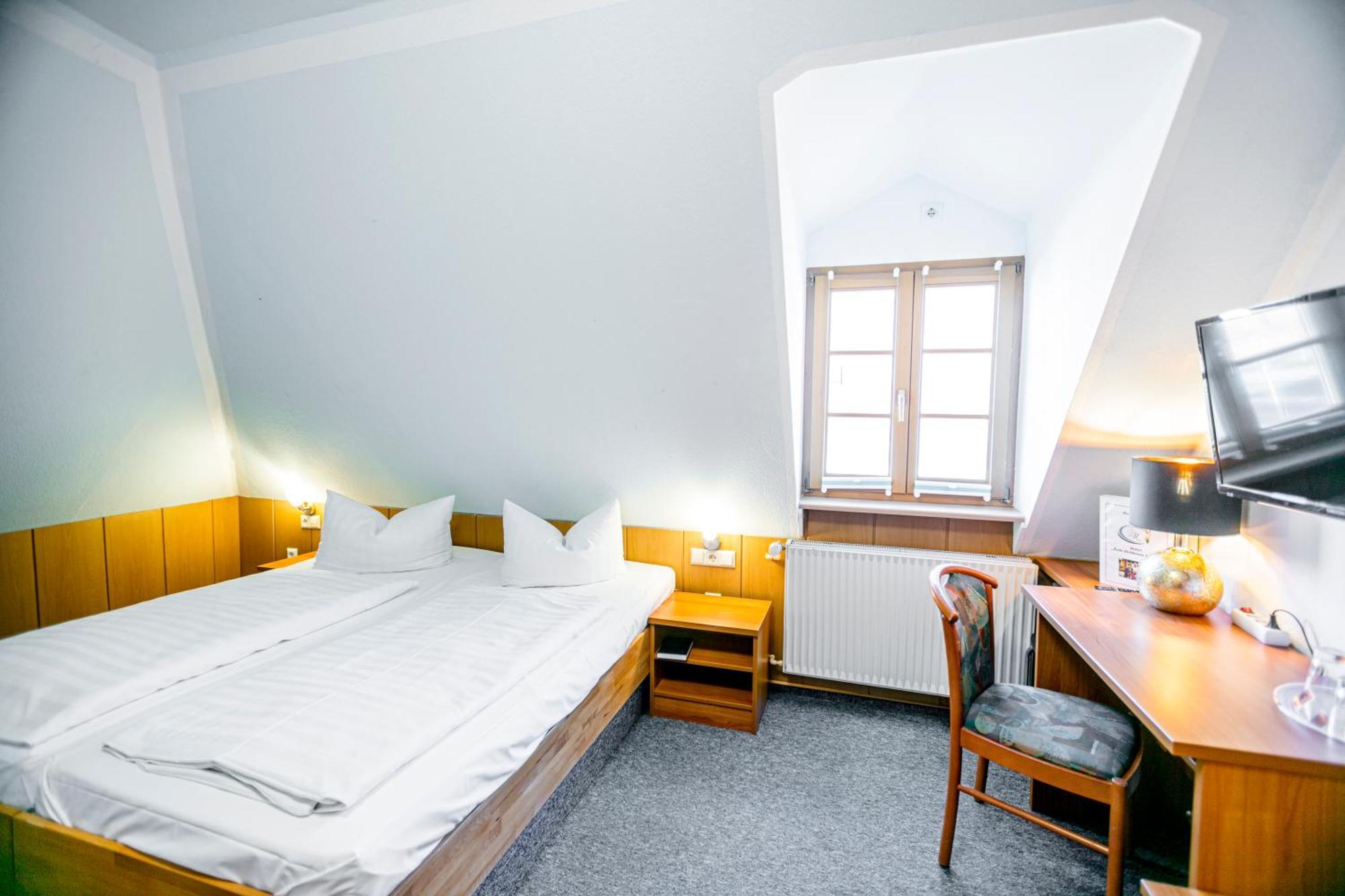 Hotel Zum Goldenen Loewen Peitz Εξωτερικό φωτογραφία
