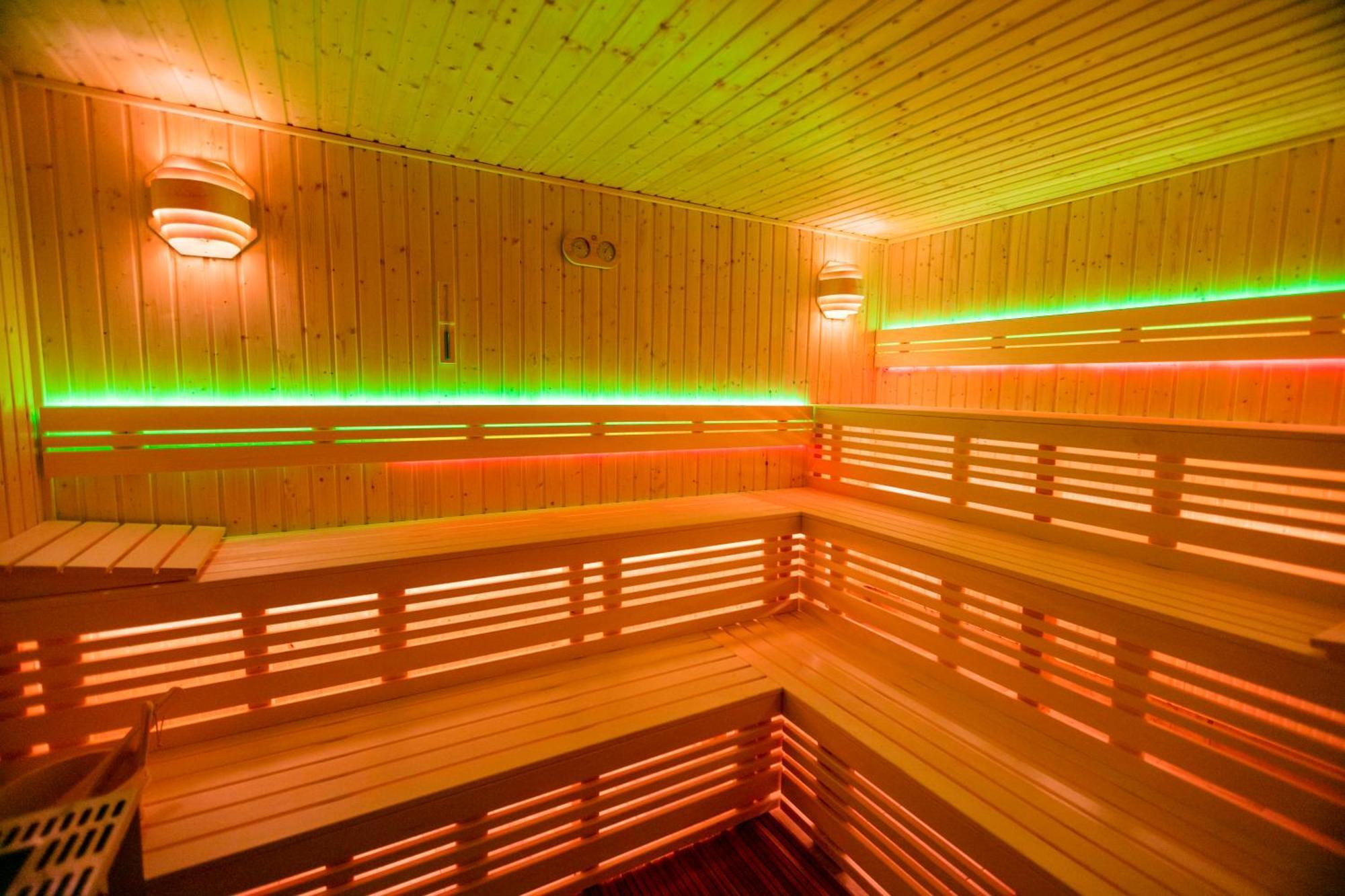 Hotel Zum Goldenen Loewen Peitz Εξωτερικό φωτογραφία