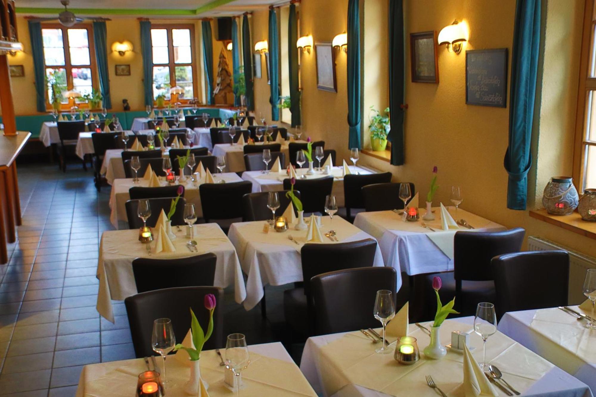 Hotel Zum Goldenen Loewen Peitz Εξωτερικό φωτογραφία