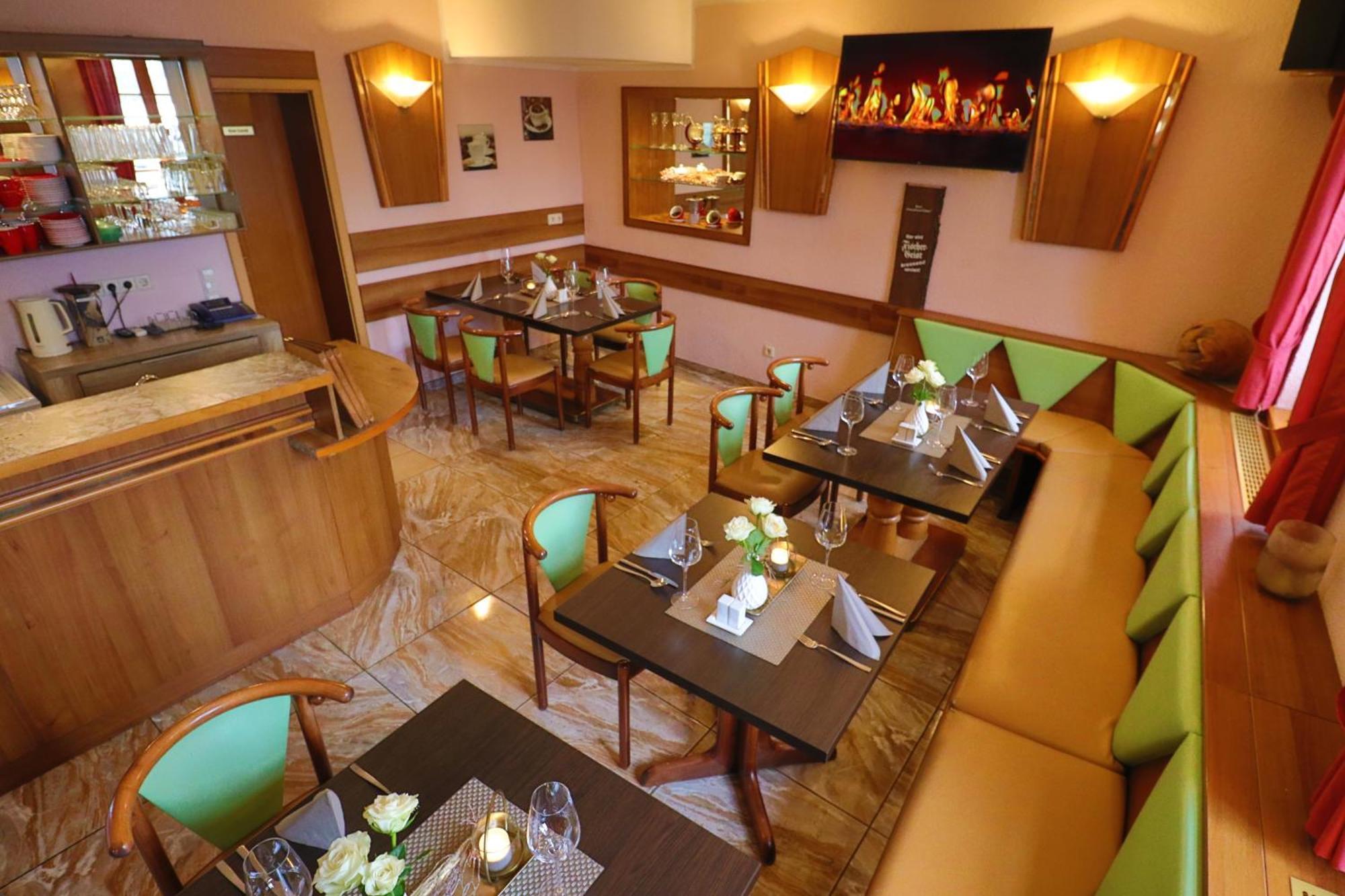 Hotel Zum Goldenen Loewen Peitz Εξωτερικό φωτογραφία