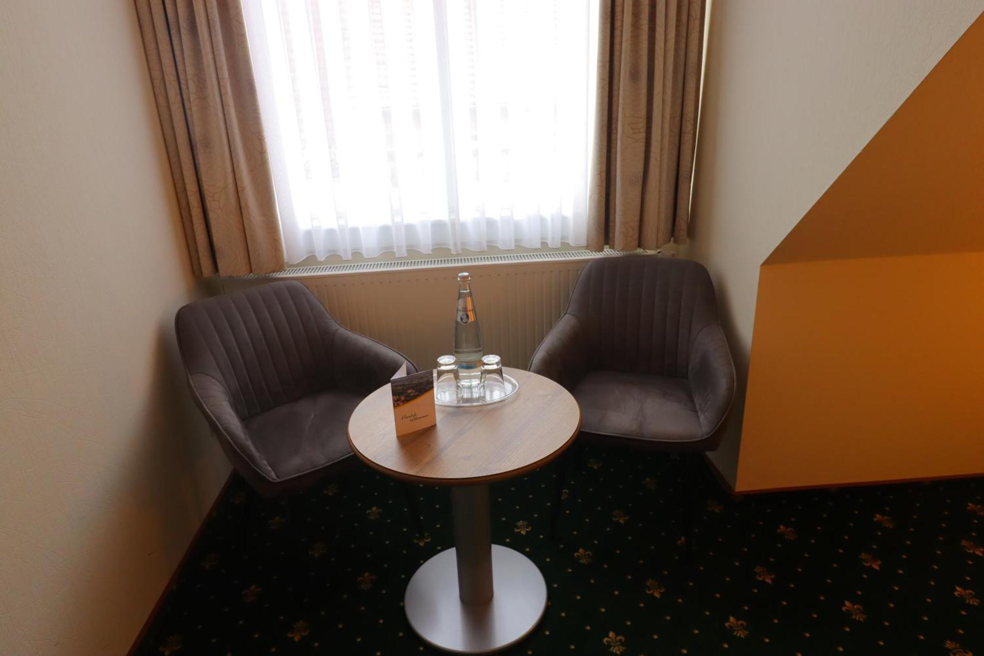 Hotel Zum Goldenen Loewen Peitz Εξωτερικό φωτογραφία